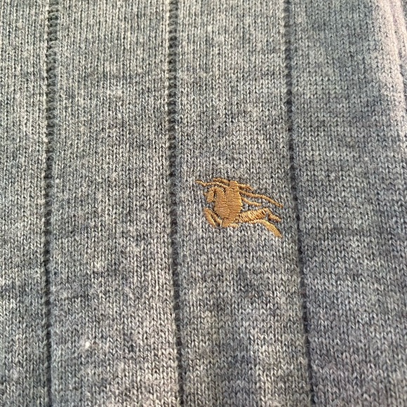 Beautiful grey Burberry sweater with plaid elbow patches- men’s XL - Picture 4 of 5